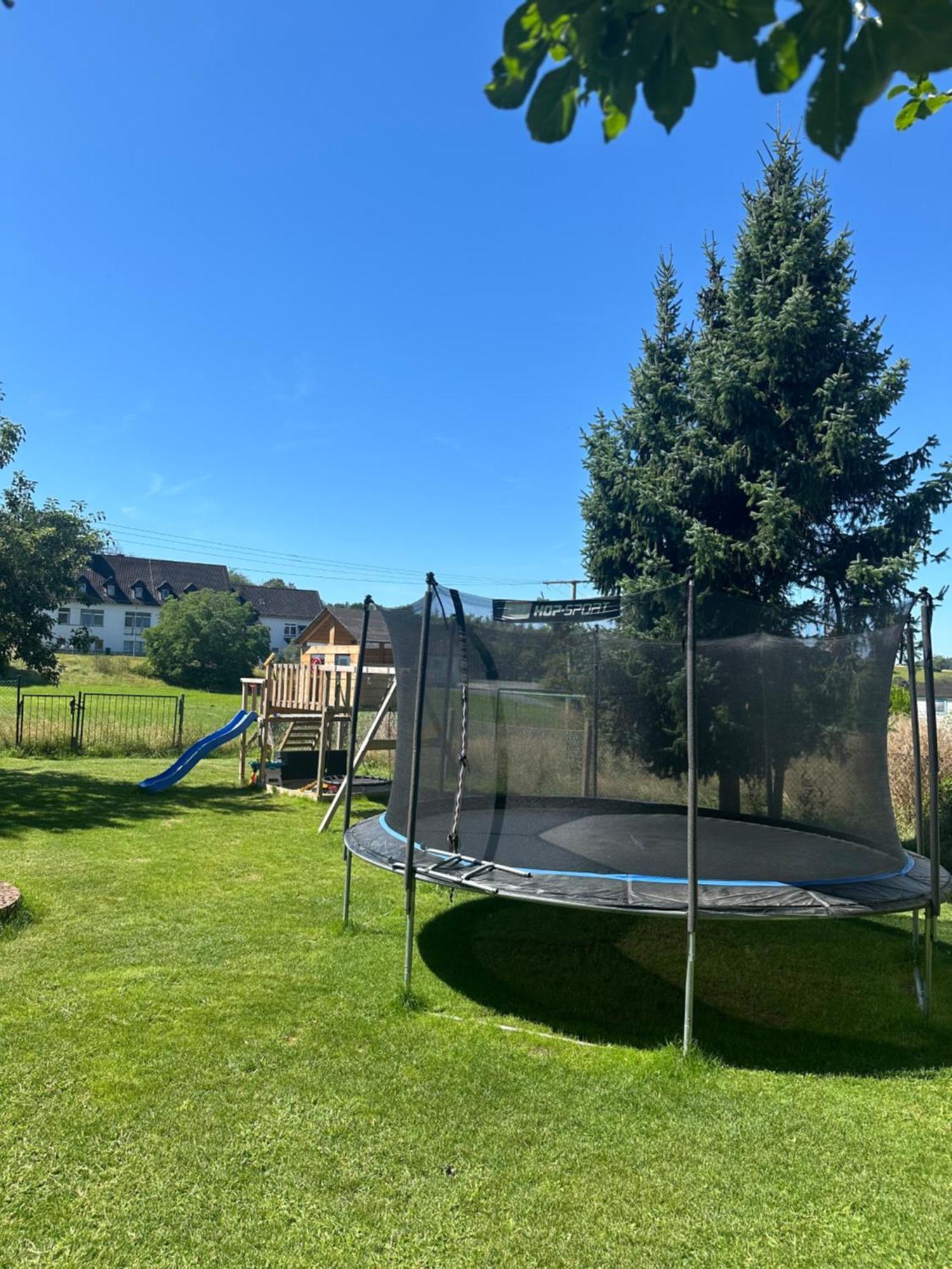 Gemuetliche Wohnung Zum Entspannen Im Taunus Graevenwiesbach Exterior photo
